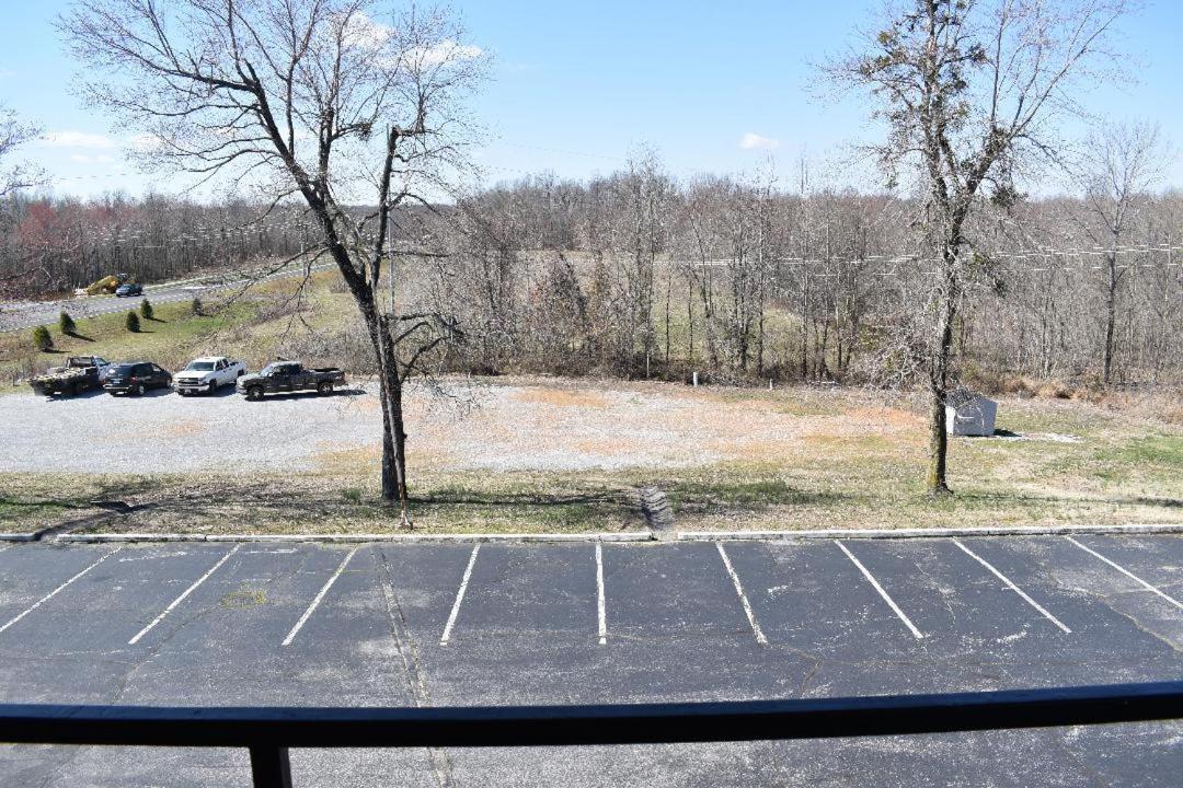 Amerivu Inn-Gilbertsville Dış mekan fotoğraf