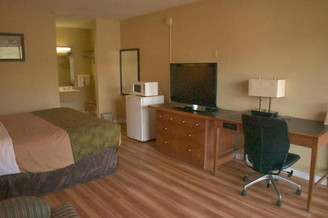 Amerivu Inn-Gilbertsville Dış mekan fotoğraf